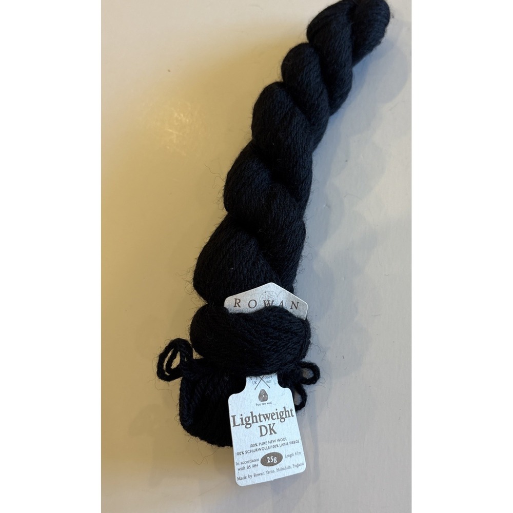 ROWAN LGHTWT DK 100% WOOL 25g 67m SHADE 062 Black 1 SKEIN.